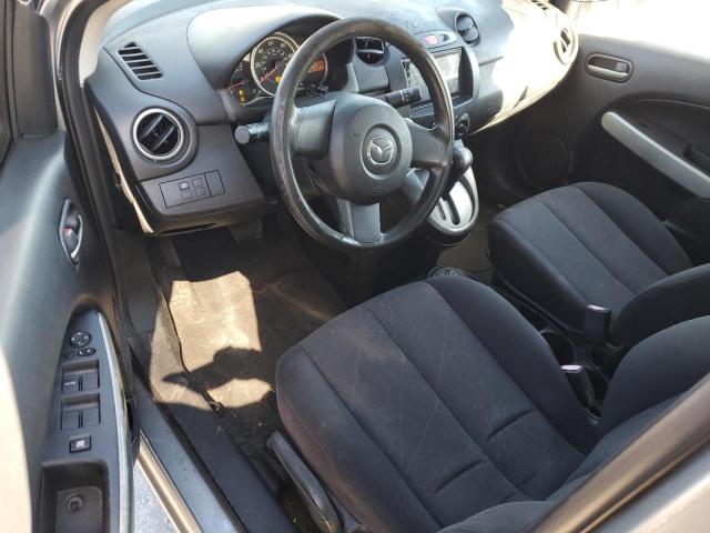 JM1DE1KY8C0147098 - 2012 MAZDA MAZDA2 SILVER photo 8