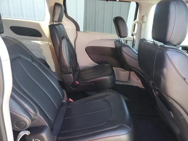 2C4RC1BG6PR624819 - 2023 CHRYSLER PACIFICA TOURING L BLACK photo 11