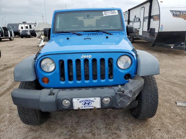 1C4AJWAG9CL145864 - 2012 JEEP WRANGLER SPORT BLUE photo 5