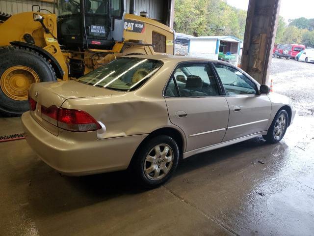 1HGCG566X2A105306 - 2002 HONDA ACCORD EX GOLD photo 3
