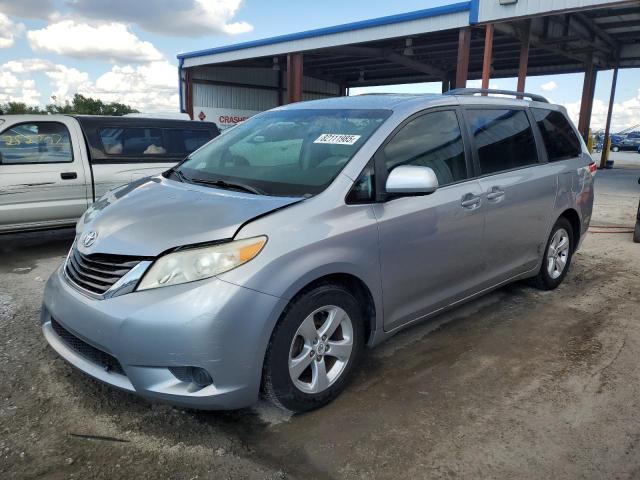 2013 TOYOTA SIENNA LE, 