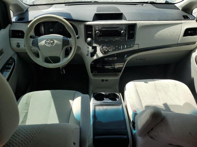 5TDKK3DCXDS391282 - 2013 TOYOTA SIENNA LE ვერცხლისფერი ფოტო 8