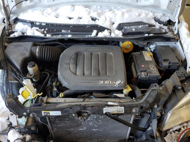 2C4RC1BG6FR619554 - 2015 CHRYSLER TOWN & COU TOURING WHITE photo 11