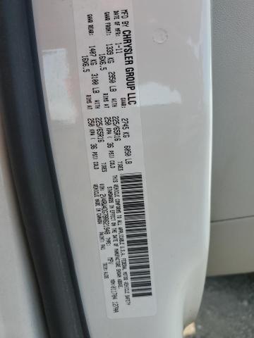 2V4RW4DG7BR621948 - 2011 VOLKSWAGEN ROUTAN S WHITE photo 13