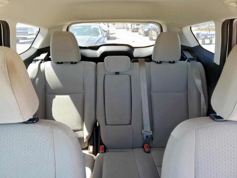 1FMCU9GD7JUA85262 - 2018 FORD ESCAPE SE Blanc photo 10