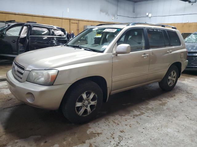 2004 TOYOTA HIGHLANDER, 