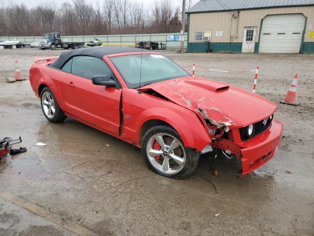 1ZVFT85H265199592 - 2006 FORD MUSTANG GT RED photo 4