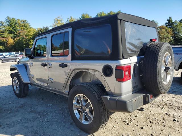 1C4HJXEG4JW115469 - 2018 JEEP WRANGLER UNLIMITED SAHARA 银色 照片 2