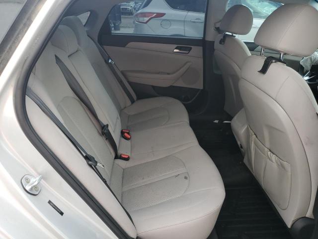 5NPE24AF8KH787957 - 2019 HYUNDAI SONATA SE Күміс фото 10