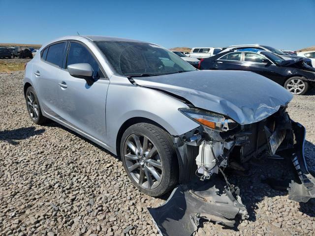 3MZBN1L3XJM202653 - 2018 MAZDA 3 TOURING Srebrny zdjęcie 4