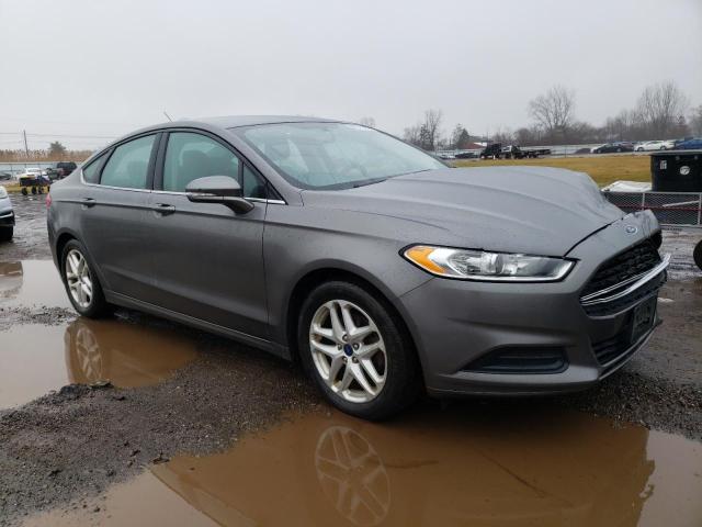 1FA6P0H77E5398539 - 2014 FORD FUSION SE GRAY photo 4