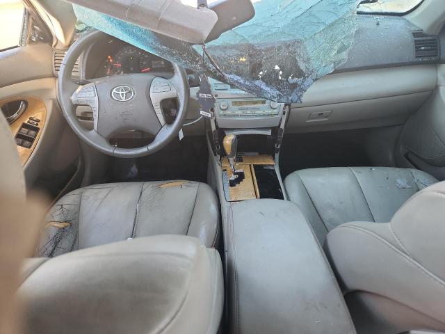 4T1BK46K57U552952 - 2007 TOYOTA CAMRY LE GOLD photo 8