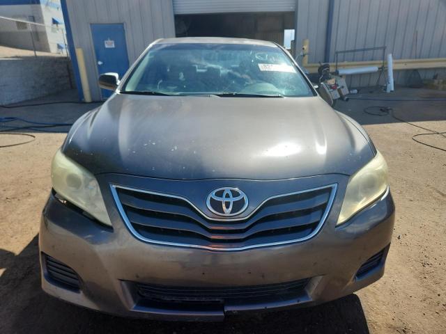 4T4BF3EK0BR120512 - 2011 TOYOTA CAMRY BASE GRAY photo 5