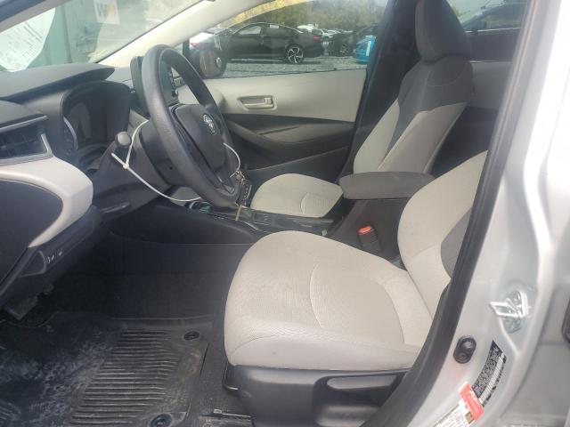 5YFEPMAE8NP311322 - 2022 TOYOTA COROLLA LE 银色 照片 7