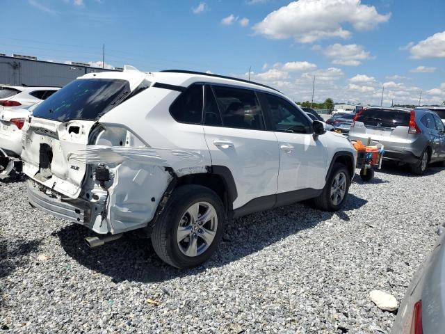 2T3W1RFV1PW280466 - 2023 TOYOTA RAV4 XLE WHITE photo 3