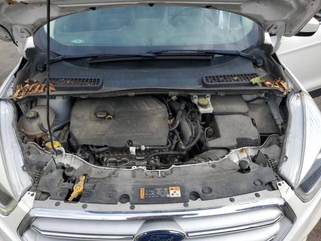 1FMCU9HD4JUC05260 - 2018 FORD ESCAPE SEL Biały zdjęcie 12