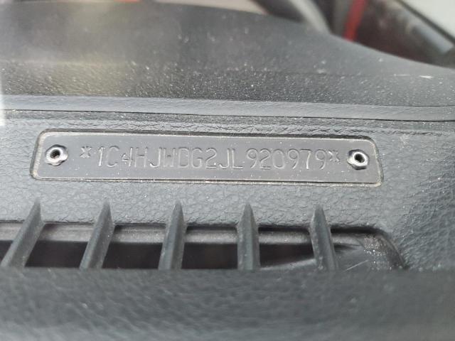 1C4HJWDG2JL920979 - 2018 JEEP WRANGLER U SPORT MAROON photo 12