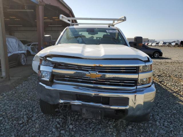1GB2CUEG7HZ378079 - 2017 CHEVROLET SILVERADO C2500 HEAVY DUTY WHITE photo 5