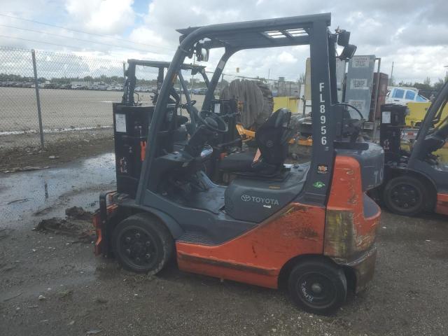 8FGCU2562319 - 2014 TOYT FORKLIFT Dwukolorowy zdjęcie 3