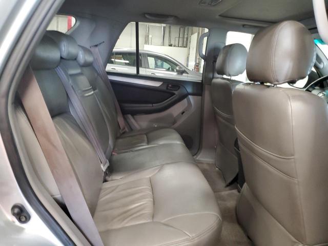 JTEBU14R148015671 - 2004 TOYOTA 4RUNNER SR5 ვერცხლისფერი ფოტო 11
