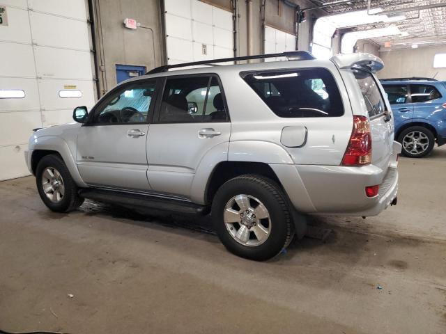 JTEBU14R148015671 - 2004 TOYOTA 4RUNNER SR5 ვერცხლისფერი ფოტო 2