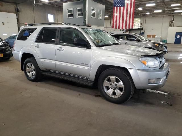 JTEBU14R148015671 - 2004 TOYOTA 4RUNNER SR5 ვერცხლისფერი ფოტო 4