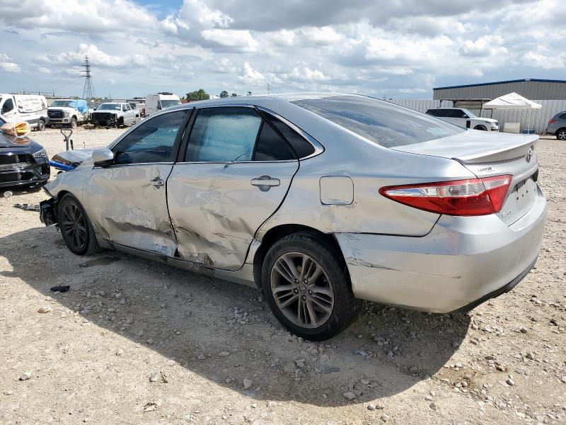 4T1BF1FK2GU614522 - 2016 TOYOTA CAMRY LE SILVER photo 2