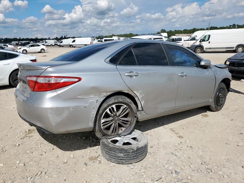4T1BF1FK2GU614522 - 2016 TOYOTA CAMRY LE SILVER photo 3