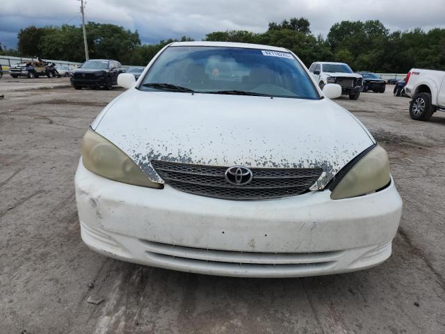 4T1BE32K44U308552 - 2004 TOYOTA CAMRY LE WHITE photo 5