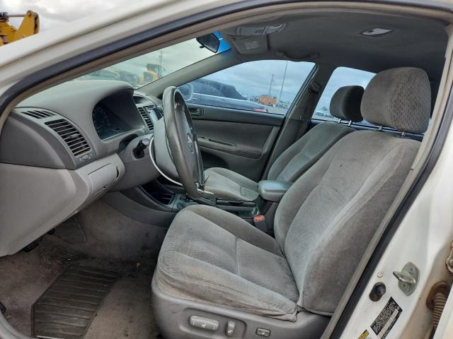 4T1BE32K44U308552 - 2004 TOYOTA CAMRY LE WHITE photo 7