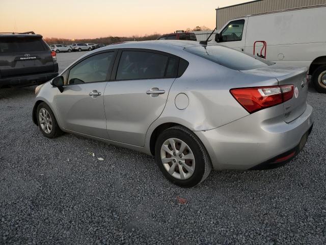 KNADM4A35F6435329 - 2015 KIA RIO LX SILVER photo 2