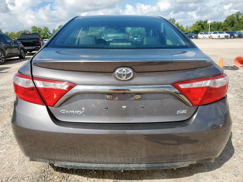 4T1BF1FK3GU244312 - 2016 TOYOTA CAMRY LE ნაცრისფერი ფოტო 6