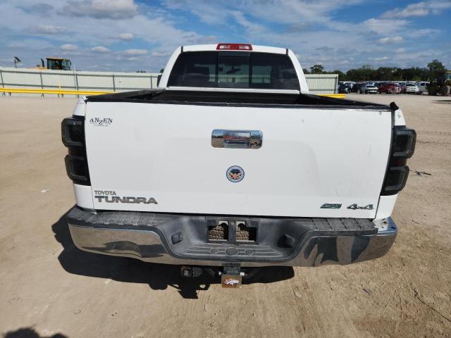 5TFUW5F11CX258553 - 2012 TOYOTA TUNDRA DOUBLE CAB SR5 WHITE photo 6