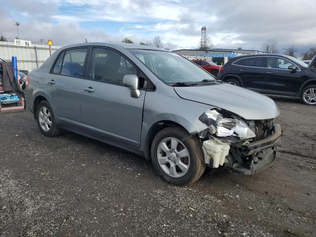 3N1BC1AP5AL425240 - 2010 NISSAN VERSA S SILVER photo 4