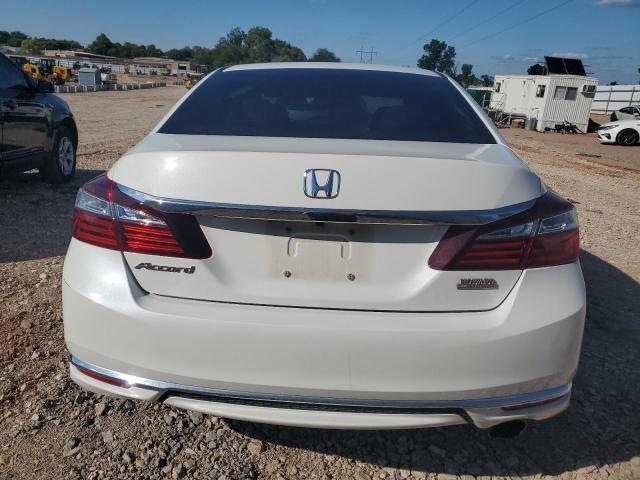 1HGCR2F37HA189480 - 2017 HONDA ACCORD LX 白色 照片 6