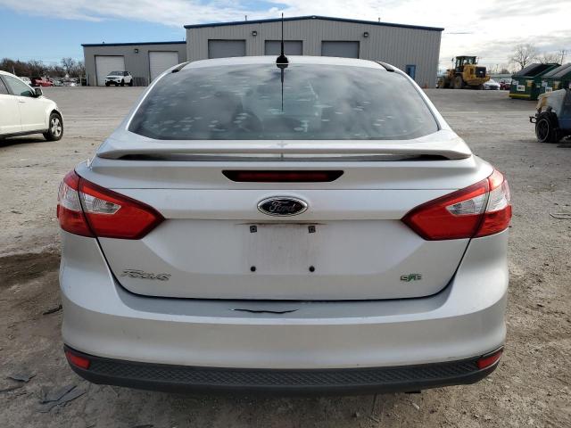 1FAHP3F27CL284566 - 2012 FORD FOCUS SE SILVER photo 6