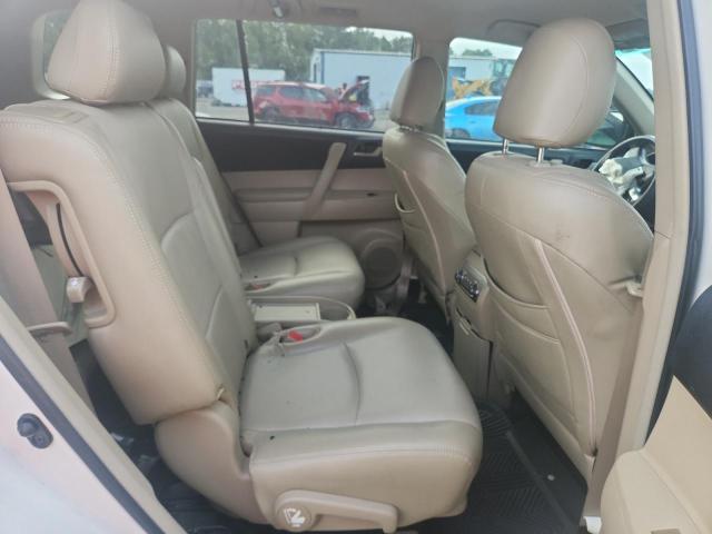 5TDZA3EH3CS018188 - 2012 TOYOTA HIGHLANDER BASE Blanco foto 11
