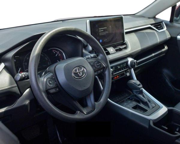 2T3W1RFV8PW286894 - 2023 TOYOTA RAV4 XLE 红色 照片 8