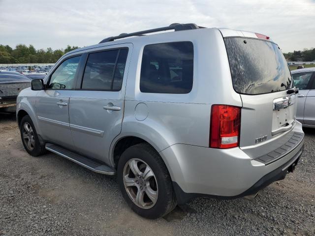5FNYF4H60CB020479 - 2012 HONDA PILOT EXL SILVER photo 2