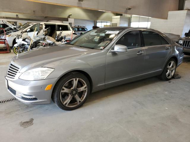 2013 MERCEDES-BENZ S 550, 