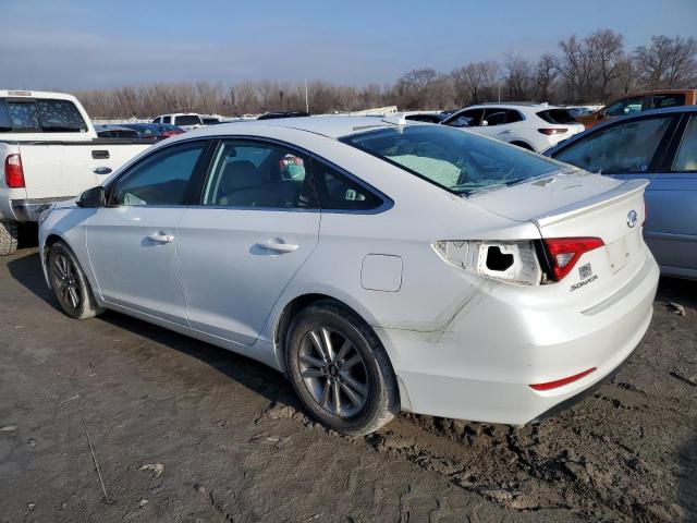 5NPE24AF5GH421879 - 2016 HYUNDAI SONATA SE WHITE photo 2