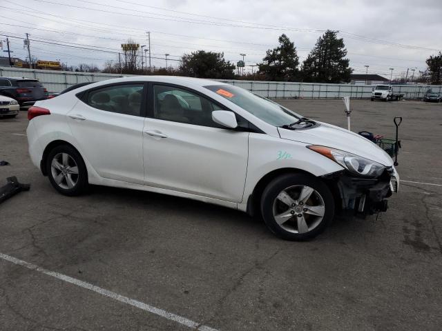 5NPDH4AE6CH140766 - 2012 HYUNDAI ELANTRA GLS WHITE photo 4