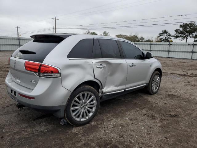 2LMDJ6JK1BBJ02233 - 2011 LINCOLN MKX SILVER photo 3