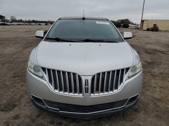 2LMDJ6JK1BBJ02233 - 2011 LINCOLN MKX SILVER photo 5