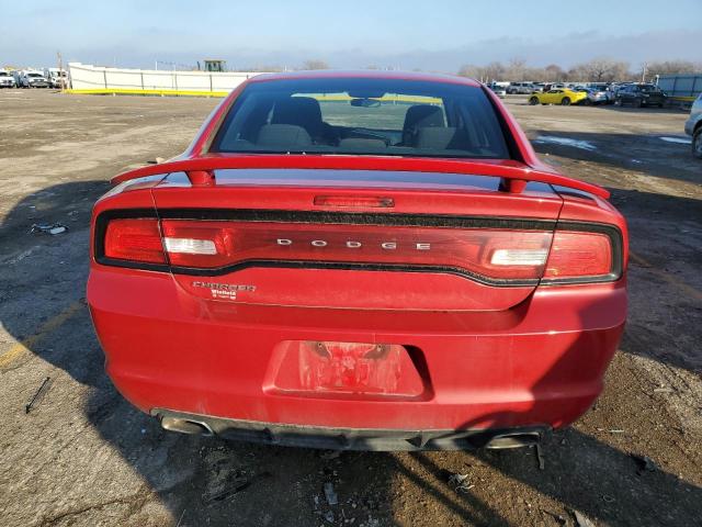 2C3CDXBG8DH525673 - 2013 DODGE CHARGER SE RED photo 6