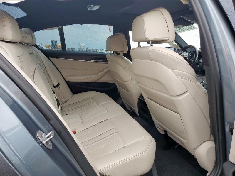 WBAJE5C32HG916414 - 2017 BMW 540 I GRAY photo 10