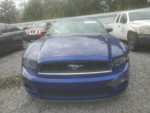 1ZVBP8AM9E5263924 - 2014 FORD MUSTANG BLUE photo 5