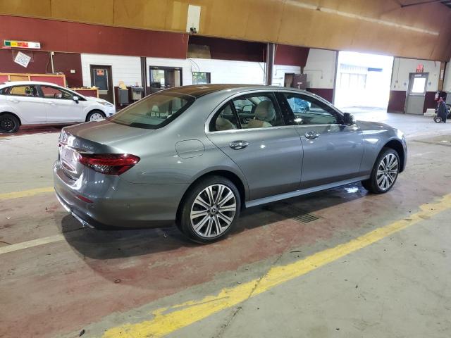 W1KZF5KBXNB015897 - 2022 MERCEDES-BENZ E 450 4MATIC GRAY photo 3