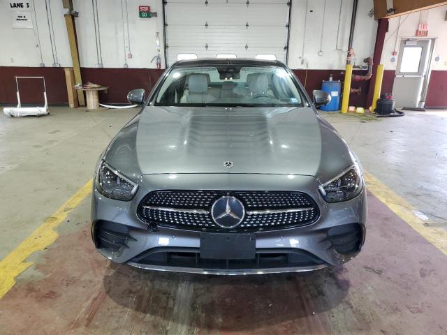 W1KZF5KBXNB015897 - 2022 MERCEDES-BENZ E 450 4MATIC GRAY photo 5
