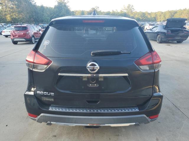 KNMAT2MT9JP552083 - 2018 NISSAN ROGUE S Schwarz Foto 6